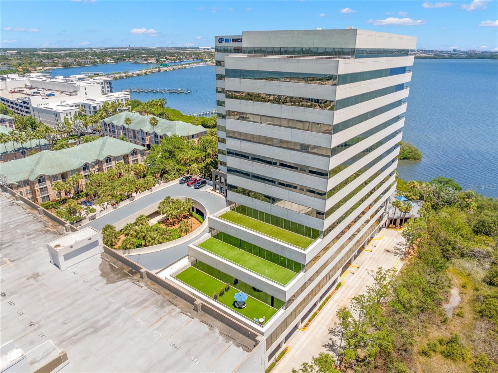 2701 N ROCKY POINT DR #105, TAMPA, FL, 33607