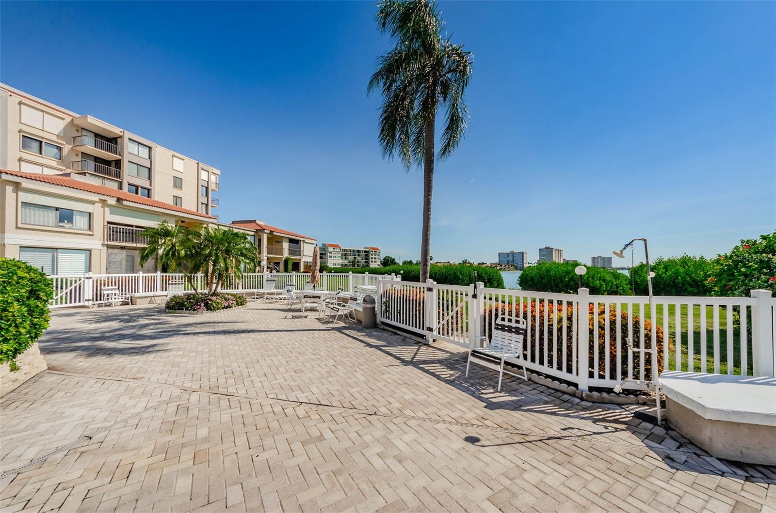 6158 PALMA DEL MAR BLVD S #305, ST PETERSBURG, FL, 33715