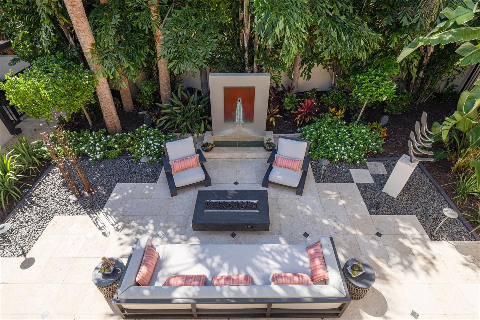 725 BRIGHTWATERS BLVD NE, ST PETERSBURG, FL, 33704