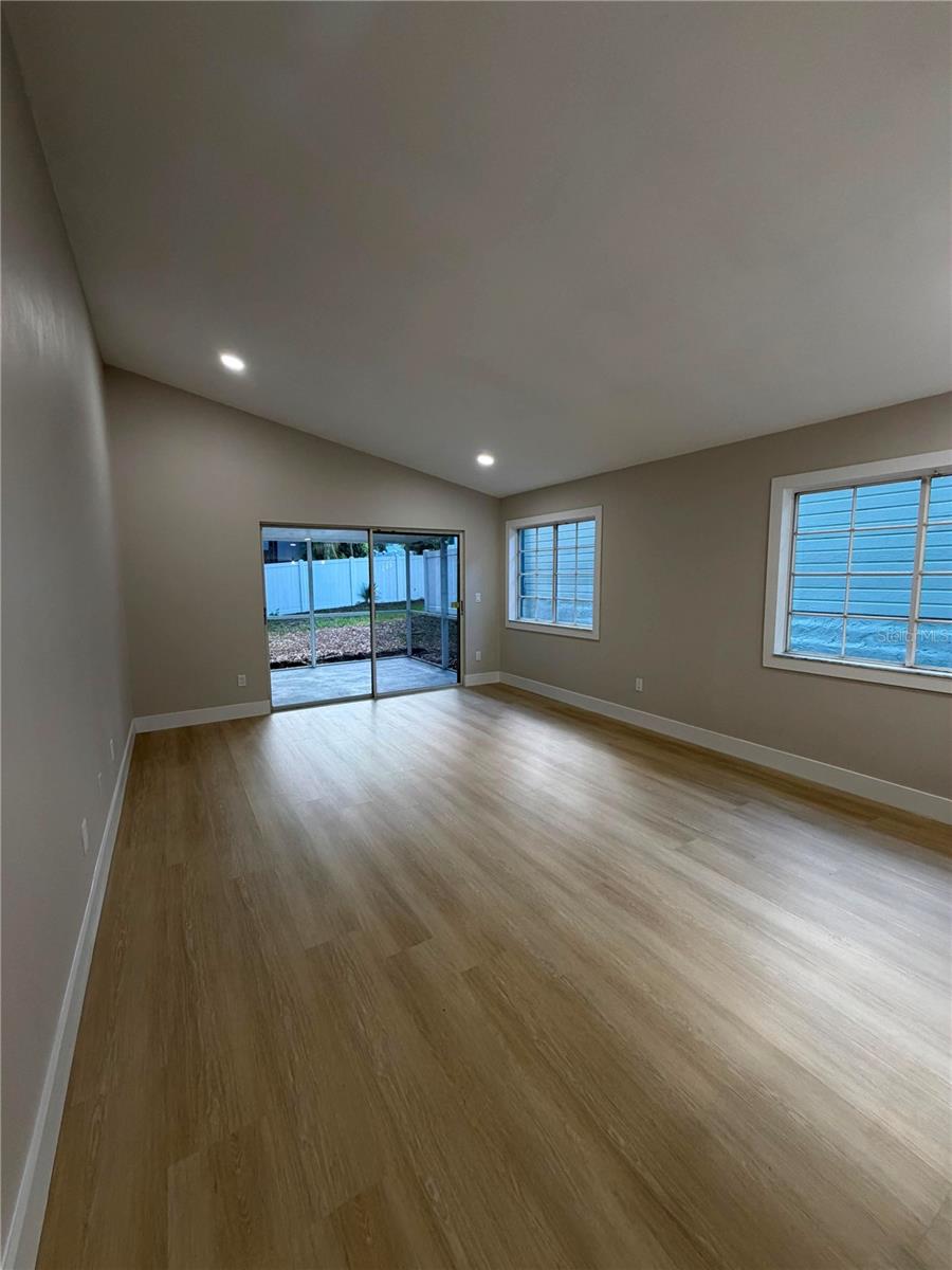 554 PORTLAND CIR, APOPKA, FL, 32703