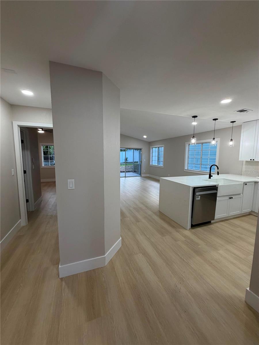 554 PORTLAND CIR, APOPKA, FL, 32703