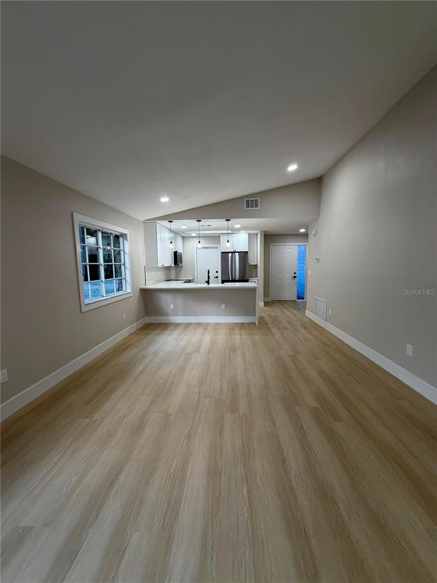 554 PORTLAND CIR, APOPKA, FL, 32703