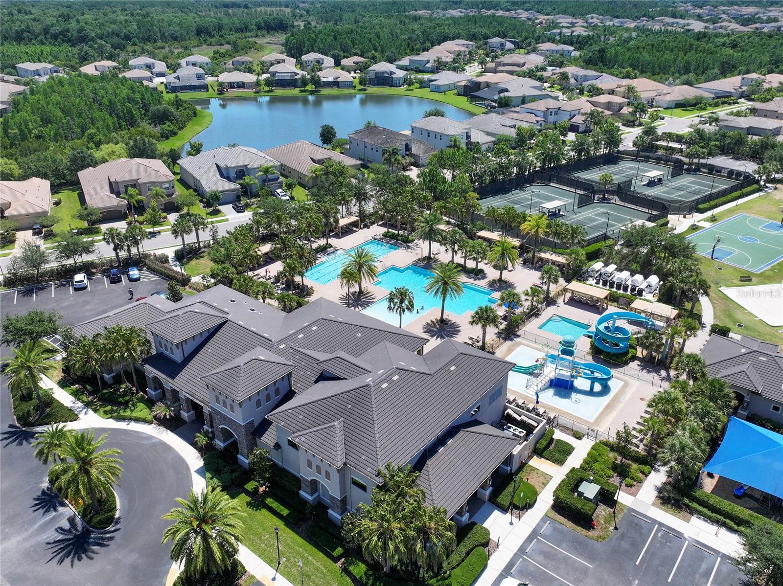 30843 LINDENTREE DR, WESLEY CHAPEL, FL, 33543