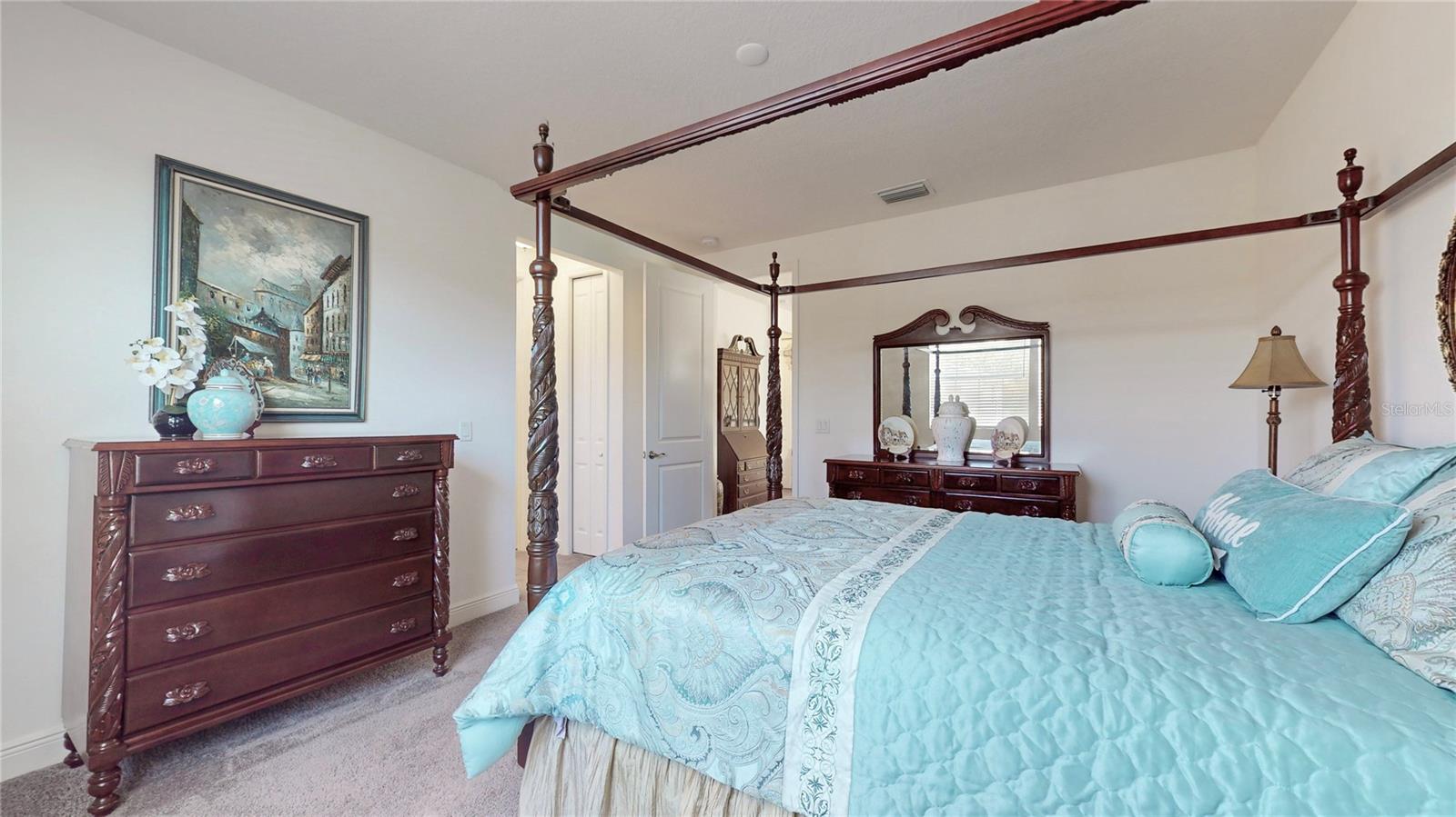 30843 LINDENTREE DR, WESLEY CHAPEL, FL, 33543