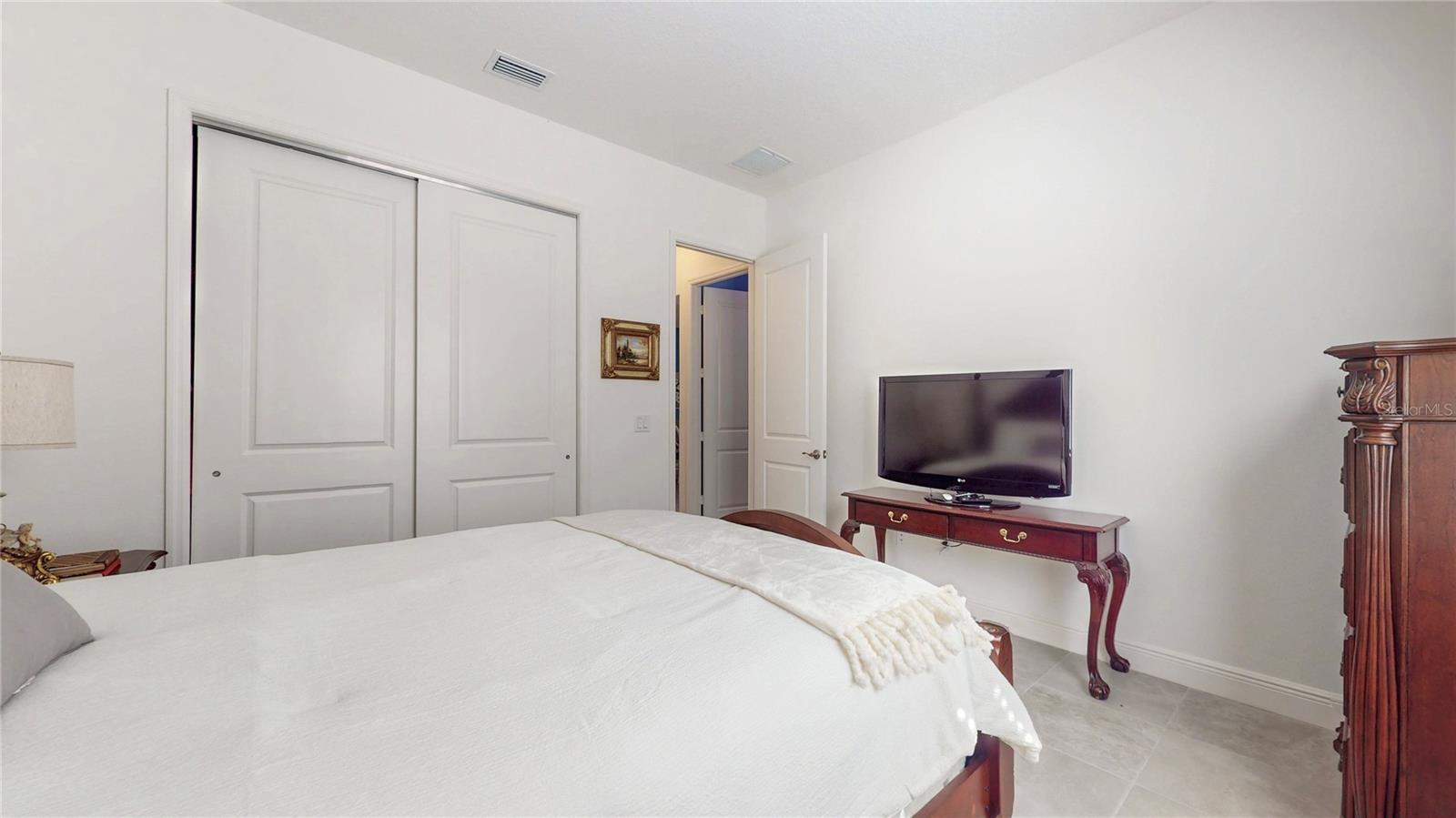 30843 LINDENTREE DR, WESLEY CHAPEL, FL, 33543