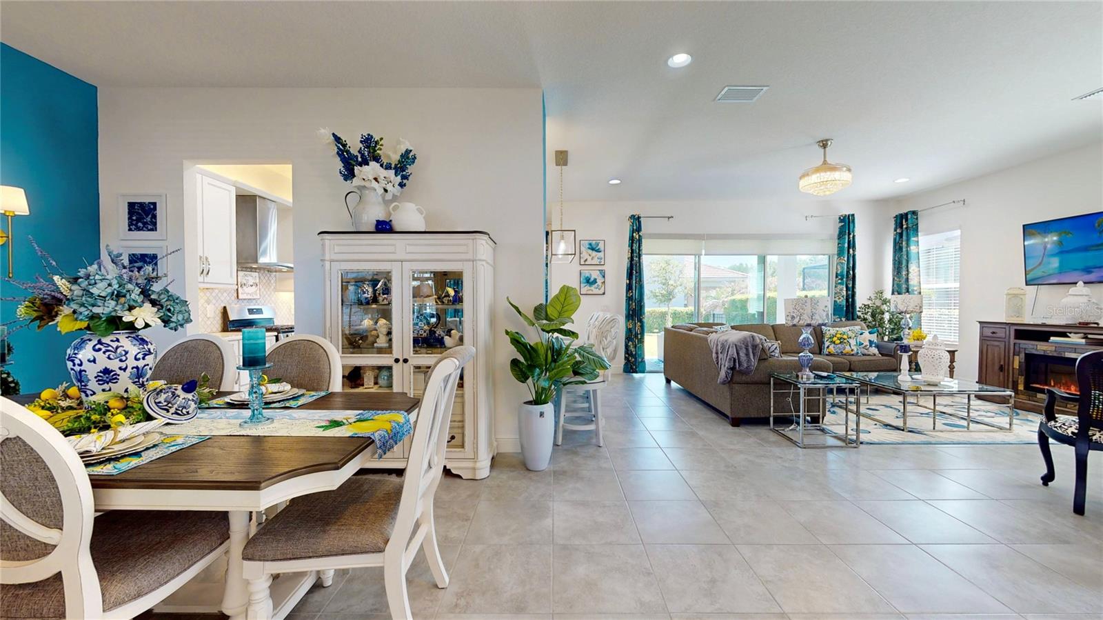30843 LINDENTREE DR, WESLEY CHAPEL, FL, 33543