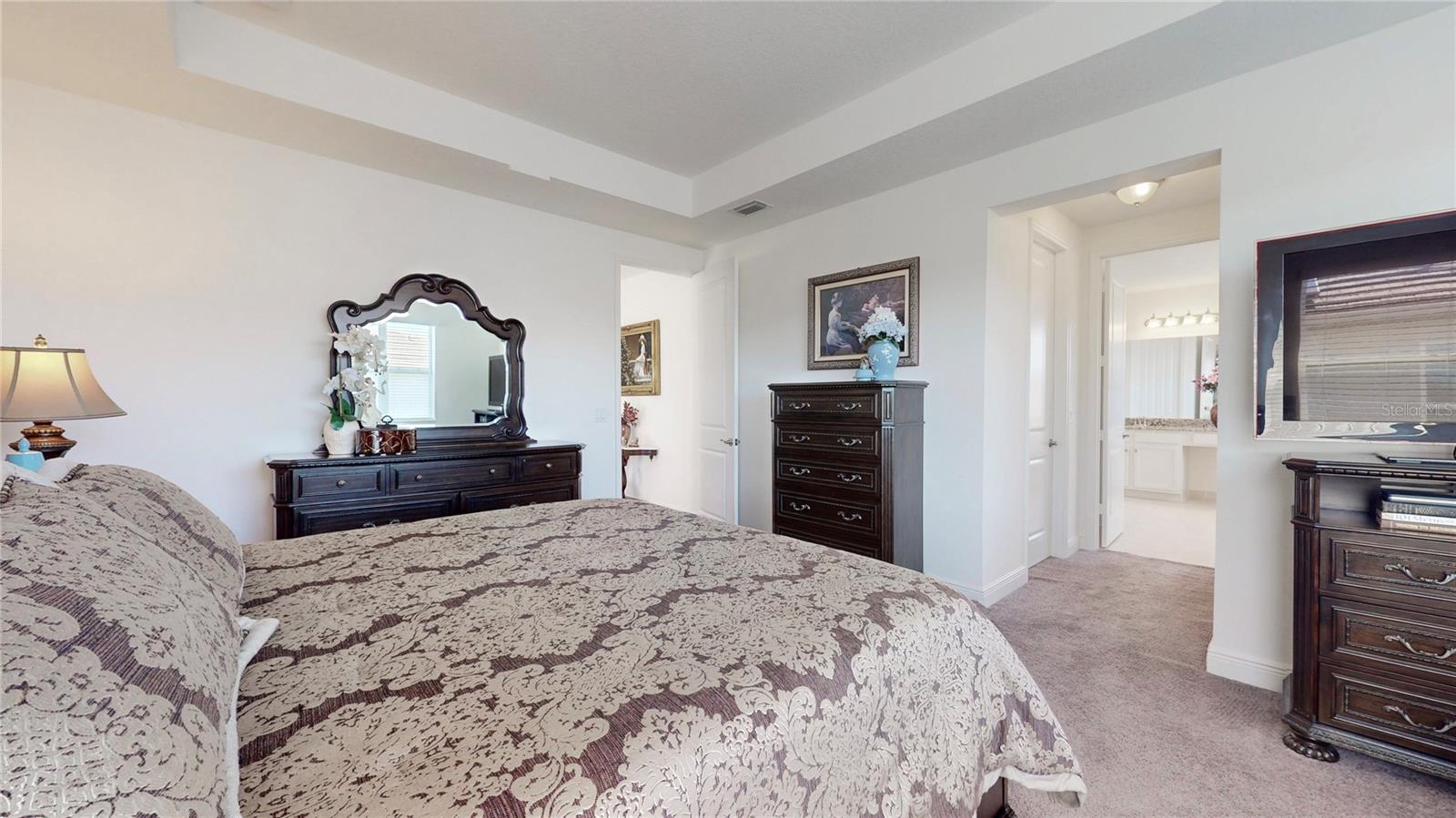 30843 LINDENTREE DR, WESLEY CHAPEL, FL, 33543