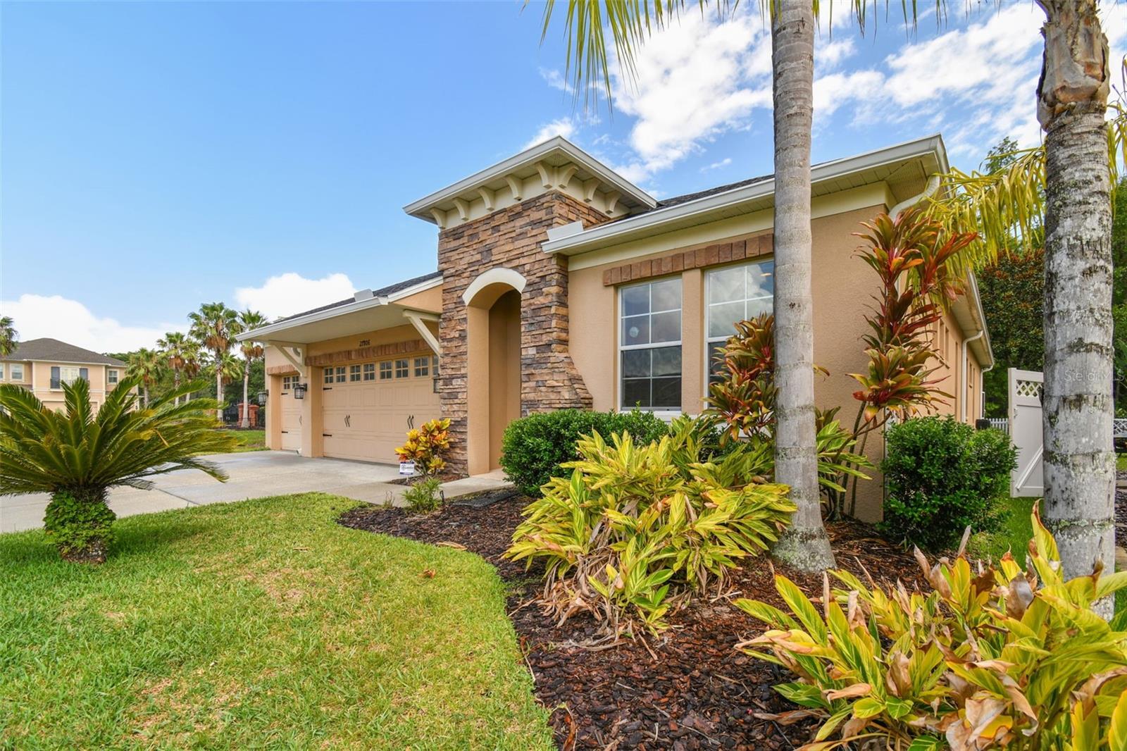 27806 AUTUMN BREEZE CIR, WESLEY CHAPEL, FL, 33544