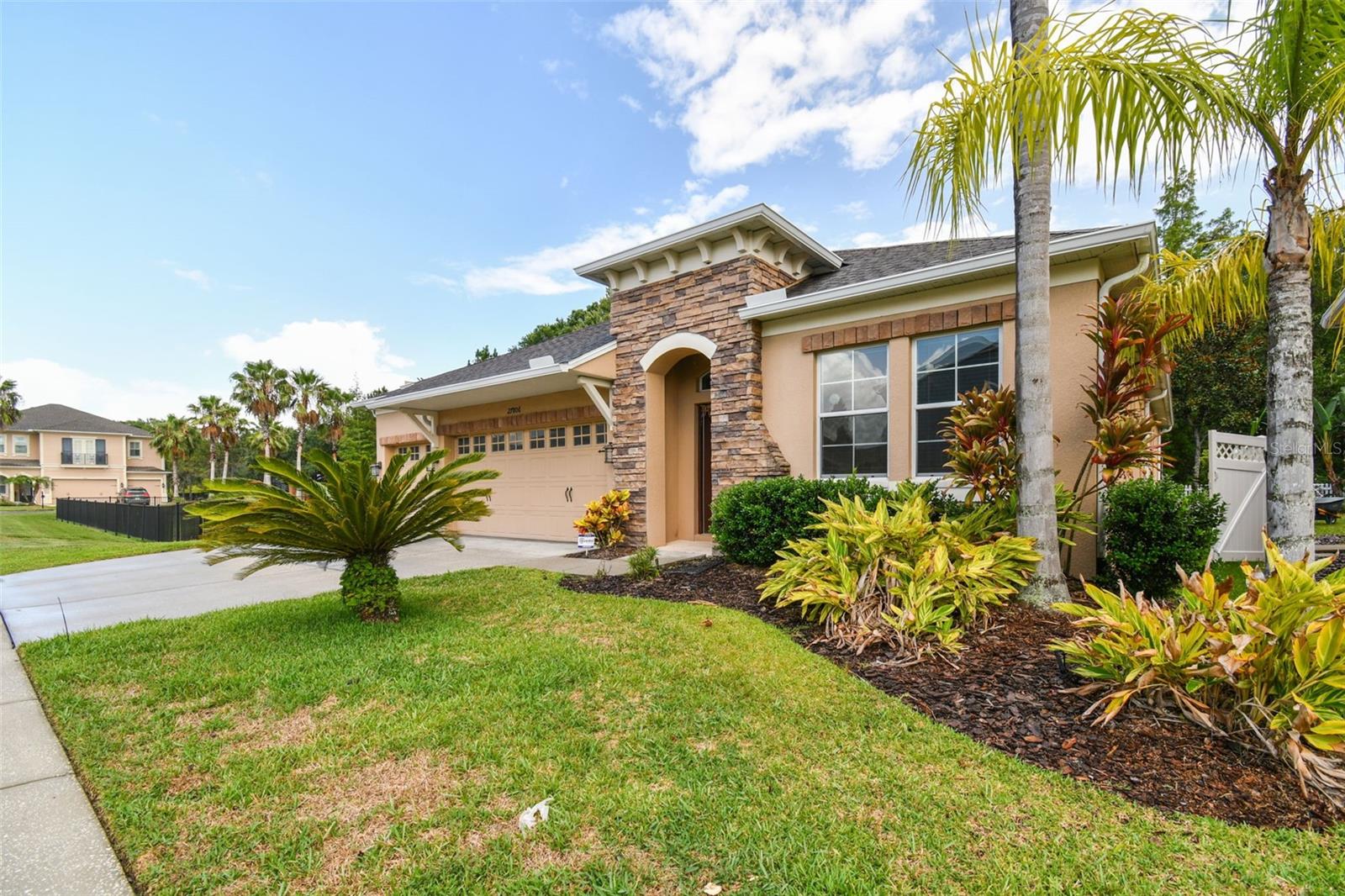 27806 AUTUMN BREEZE CIR, WESLEY CHAPEL, FL, 33544