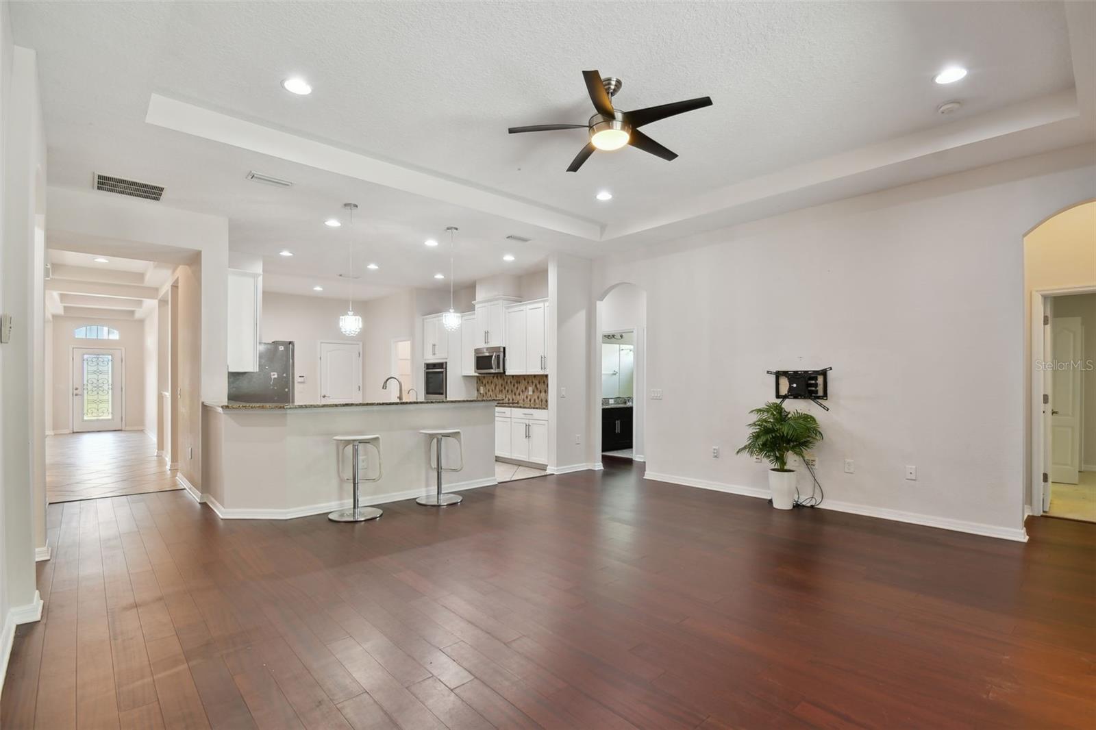 27806 AUTUMN BREEZE CIR, WESLEY CHAPEL, FL, 33544