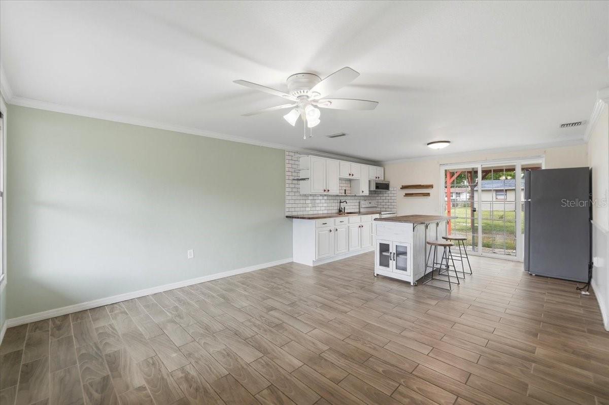 1515 TRADEWINDS AVE, LAKELAND, FL, 33801