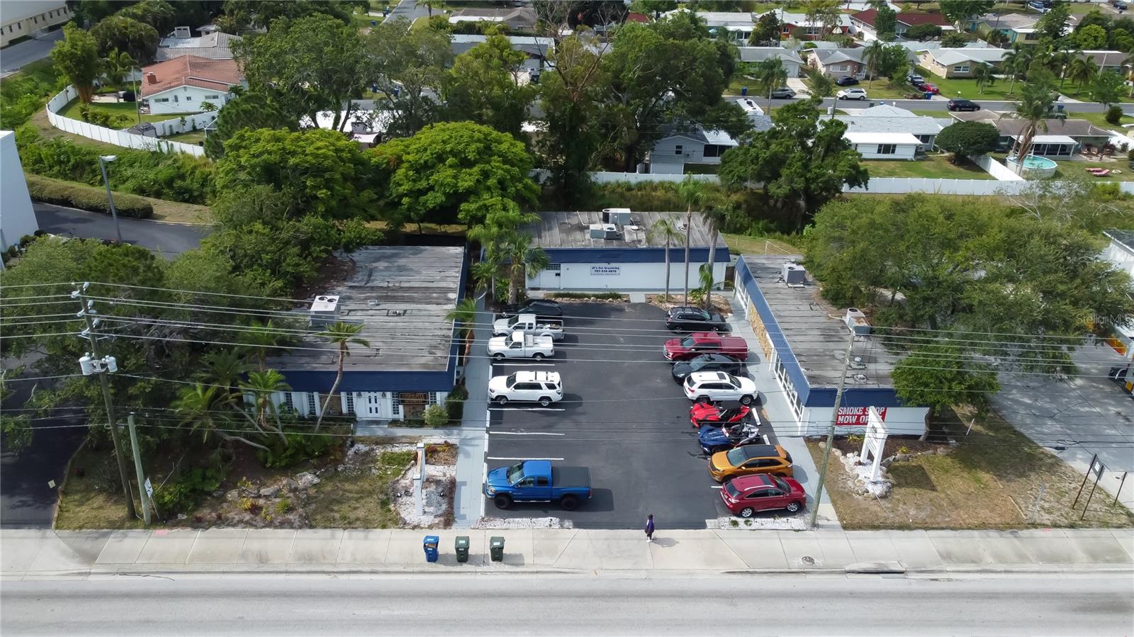 1631 W BAY DR, LARGO, FL, 33770