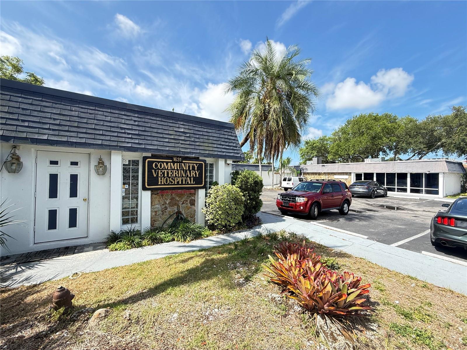 1631 W BAY DR, LARGO, FL, 33770