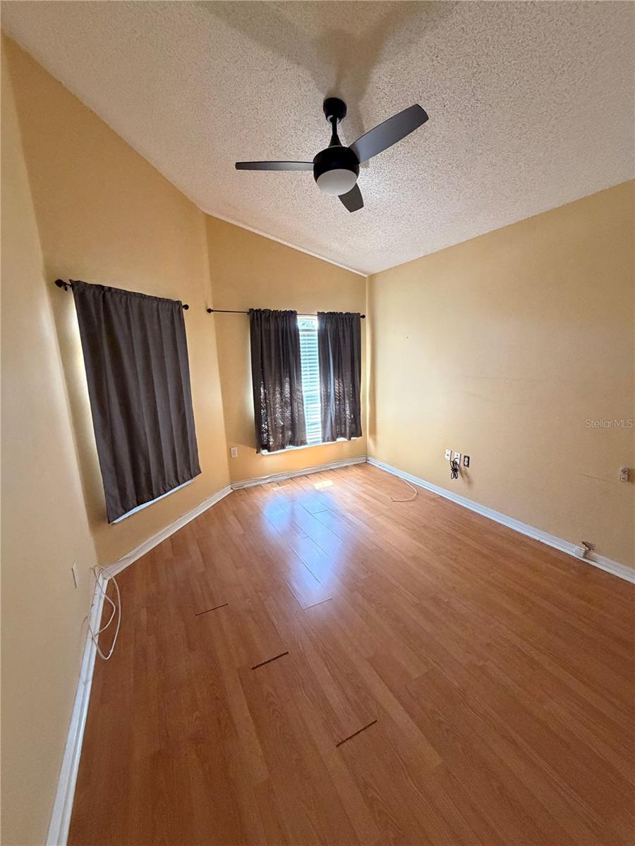 612 PRINCE CHARLES DR, DAVENPORT, FL, 33837