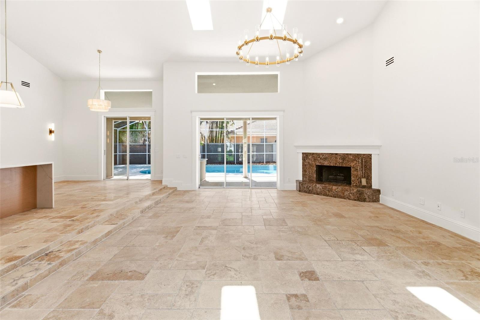 8935 JONATHAN MANOR DR, ORLANDO, FL, 32819