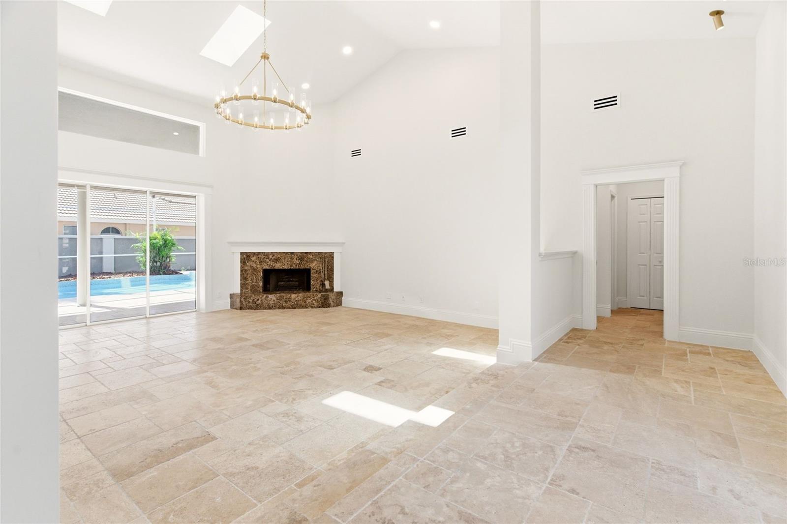 8935 JONATHAN MANOR DR, ORLANDO, FL, 32819