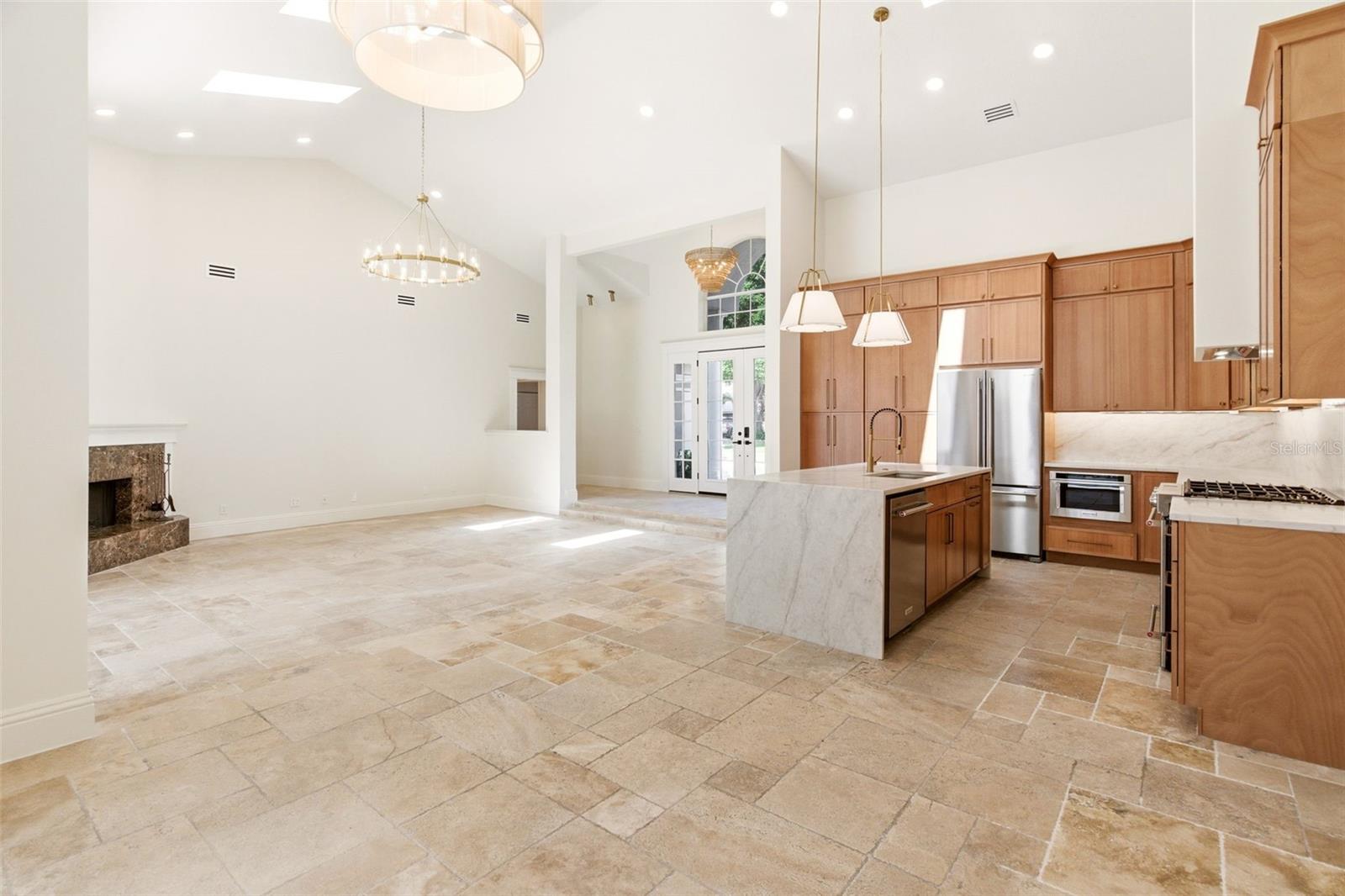 8935 JONATHAN MANOR DR, ORLANDO, FL, 32819