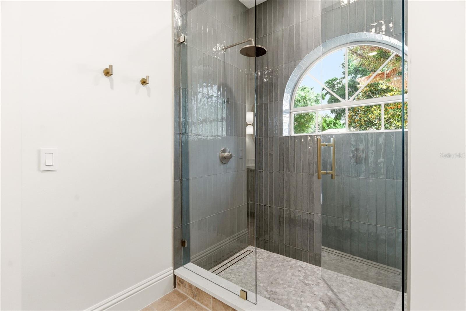 8935 JONATHAN MANOR DR, ORLANDO, FL, 32819