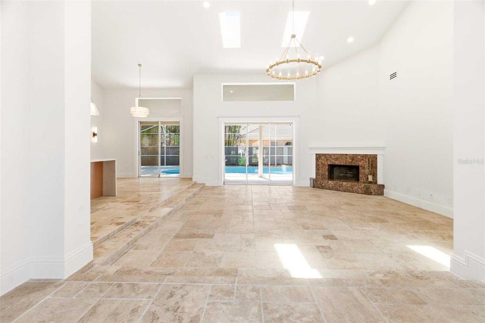 8935 JONATHAN MANOR DR, ORLANDO, FL, 32819