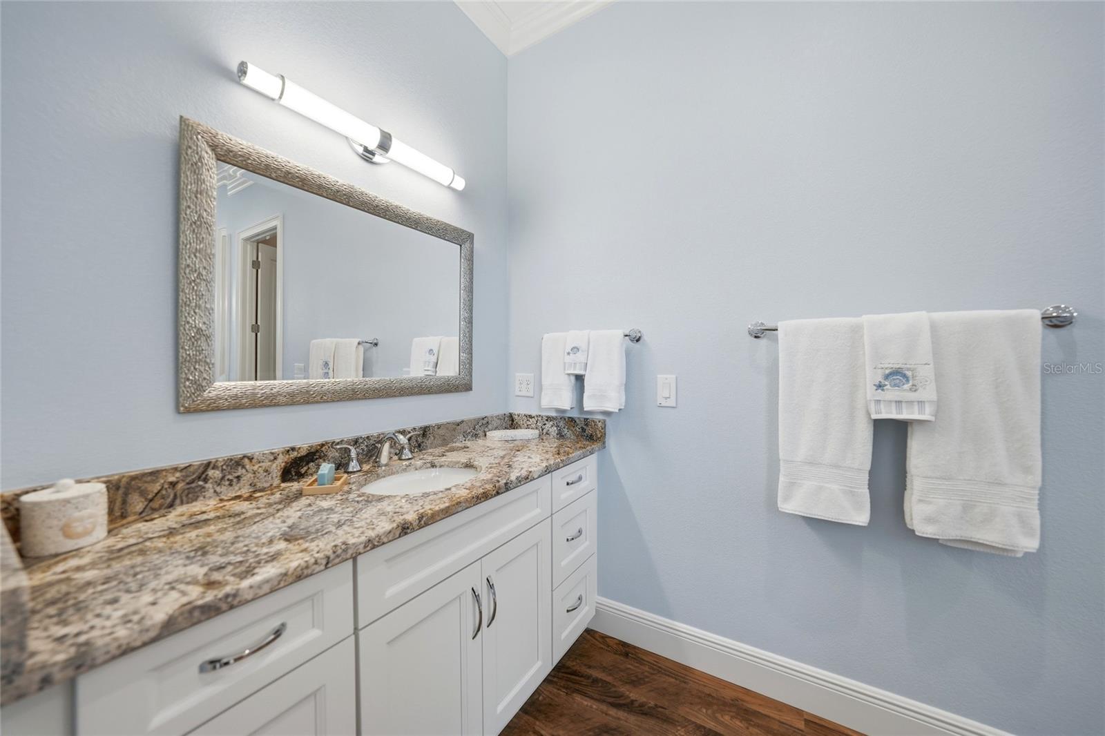9240 PINE COVE DR, ENGLEWOOD, FL, 34224