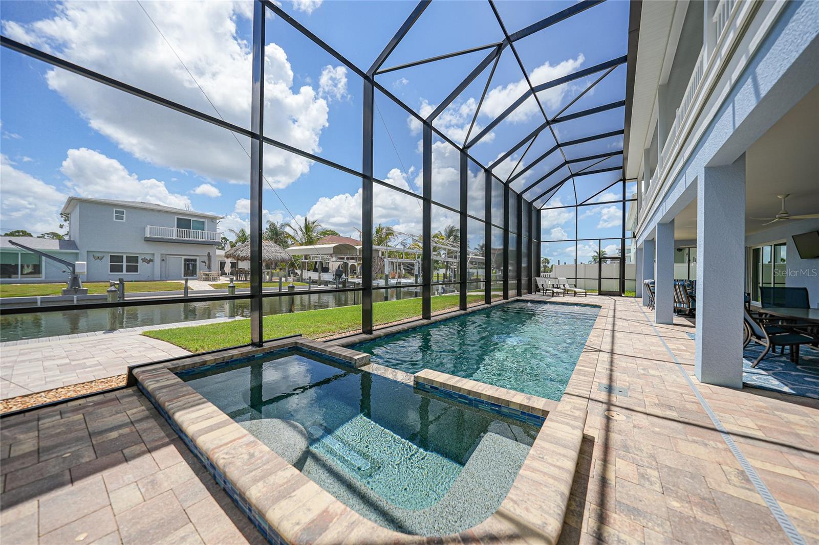9240 PINE COVE DR, ENGLEWOOD, FL, 34224