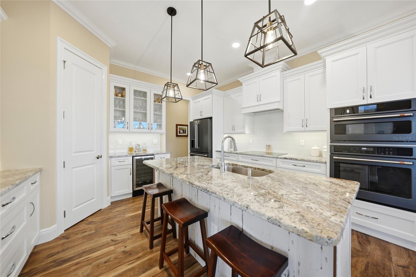9240 PINE COVE DR, ENGLEWOOD, FL, 34224
