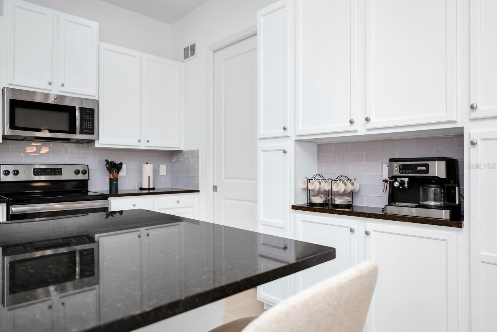 302 CAPTIVA DR, DAVENPORT, FL, 33896