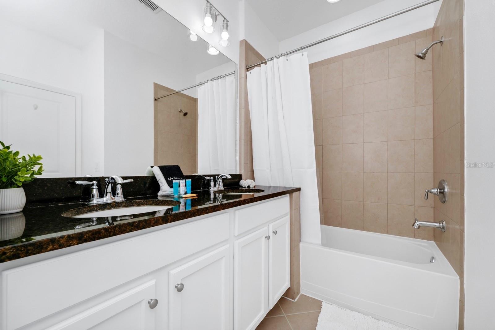 302 CAPTIVA DR, DAVENPORT, FL, 33896