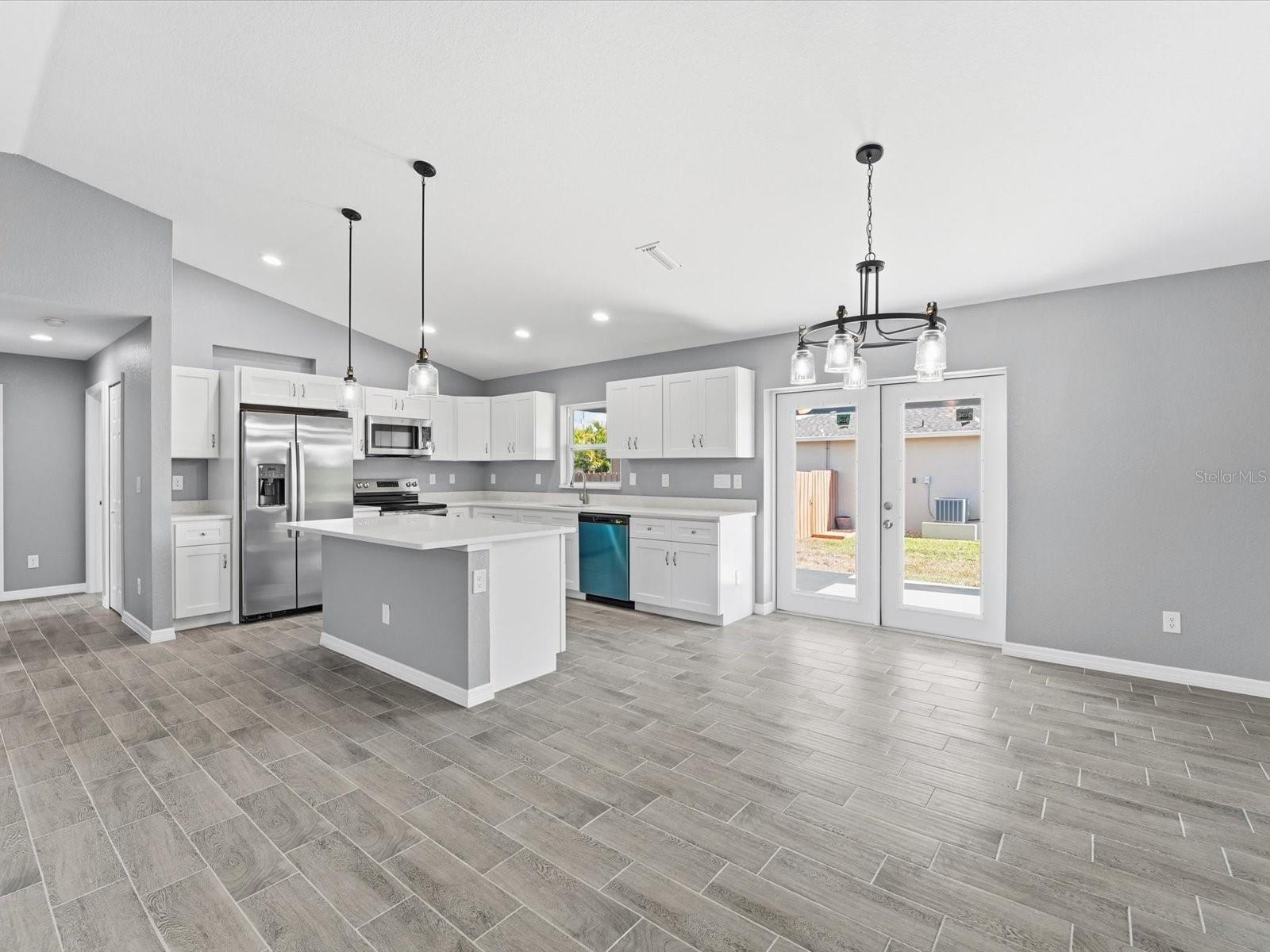 12081 SNOW BIRD AVE, PORT CHARLOTTE, FL, 33981