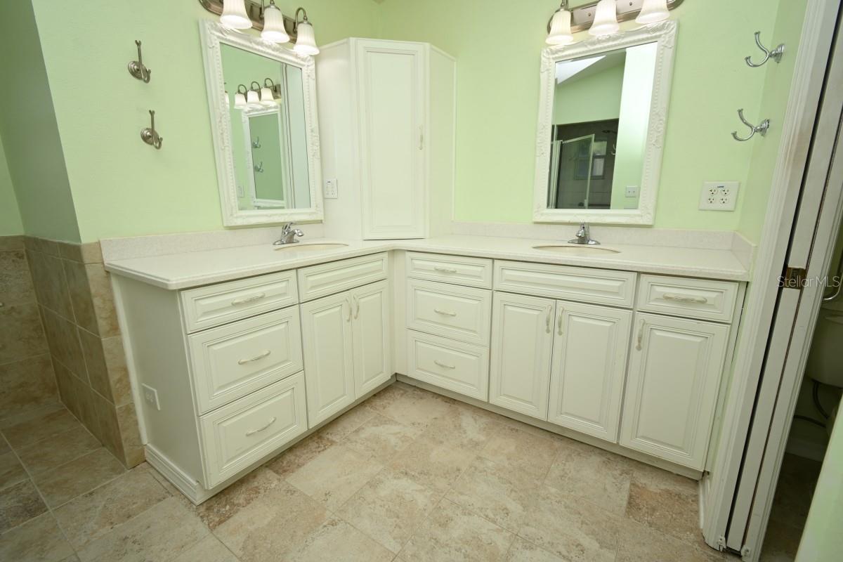 12125 KNOTTY PINE LOOP, SAN ANTONIO, FL, 33576