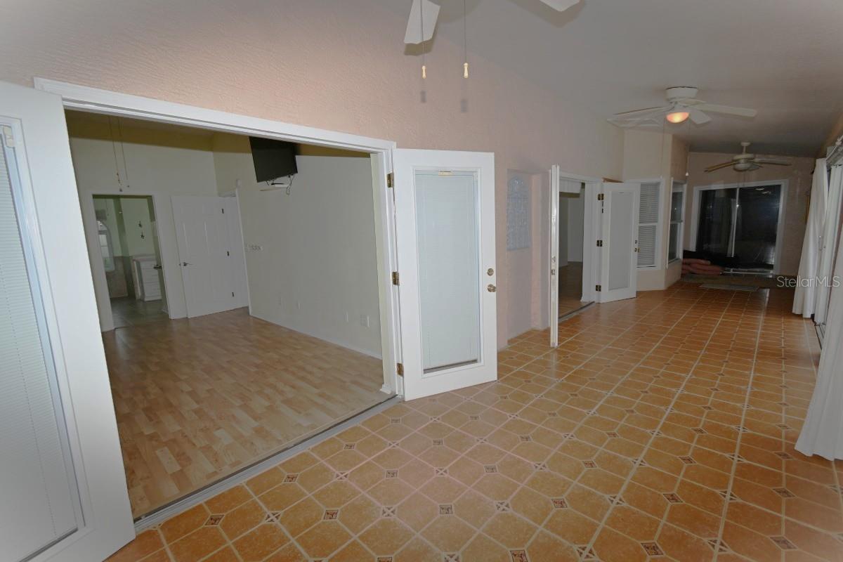 12125 KNOTTY PINE LOOP, SAN ANTONIO, FL, 33576