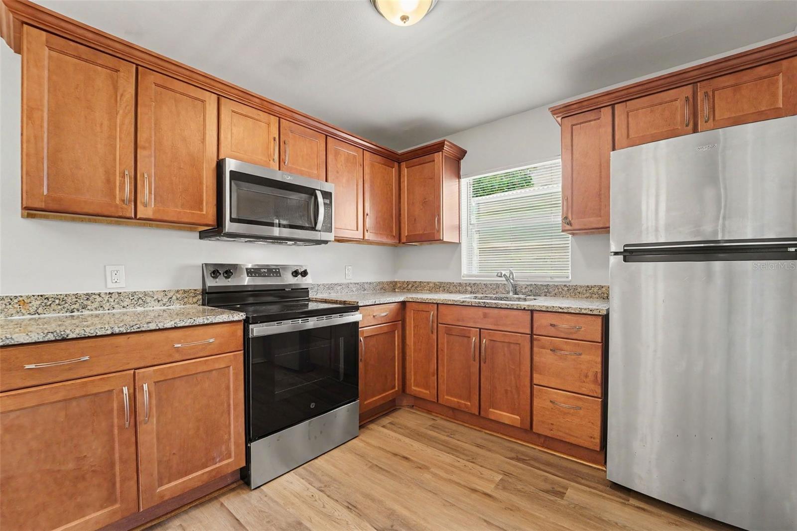 8308 OLEANDER LN, TAMPA, FL, 33637