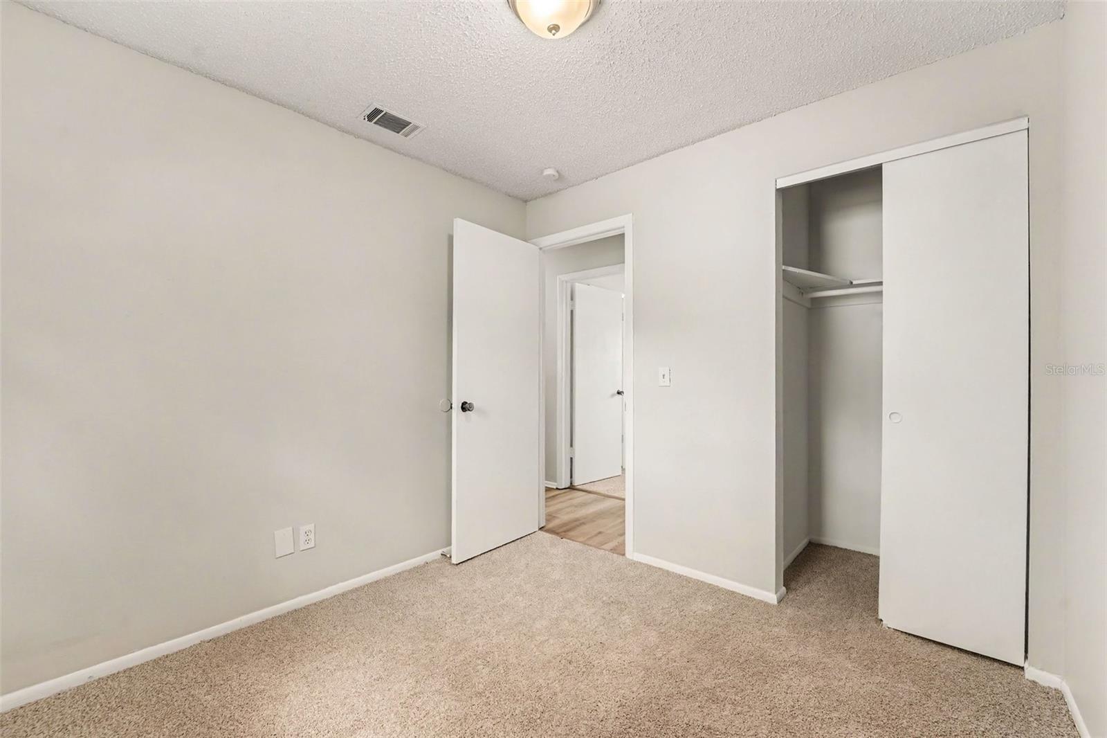 8308 OLEANDER LN, TAMPA, FL, 33637