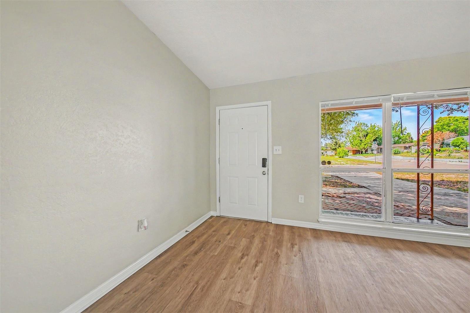 5909 WOLF RD, ORLANDO, FL, 32808
