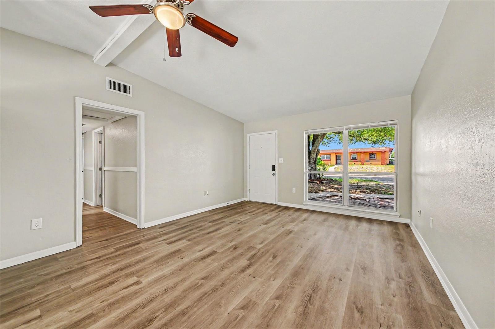 5909 WOLF RD, ORLANDO, FL, 32808