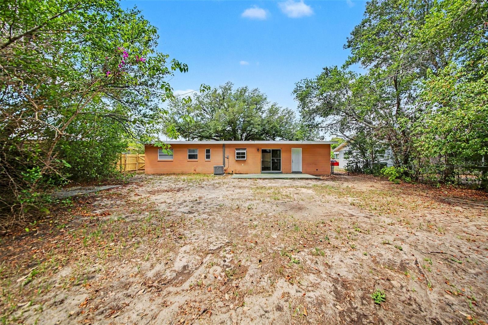 5909 WOLF RD, ORLANDO, FL, 32808