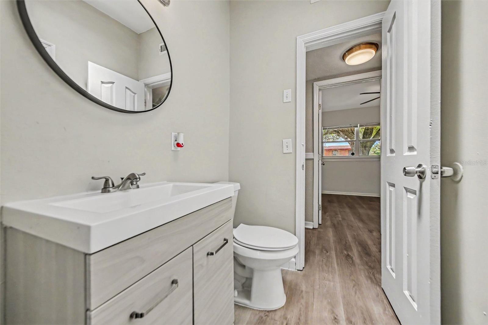 5909 WOLF RD, ORLANDO, FL, 32808