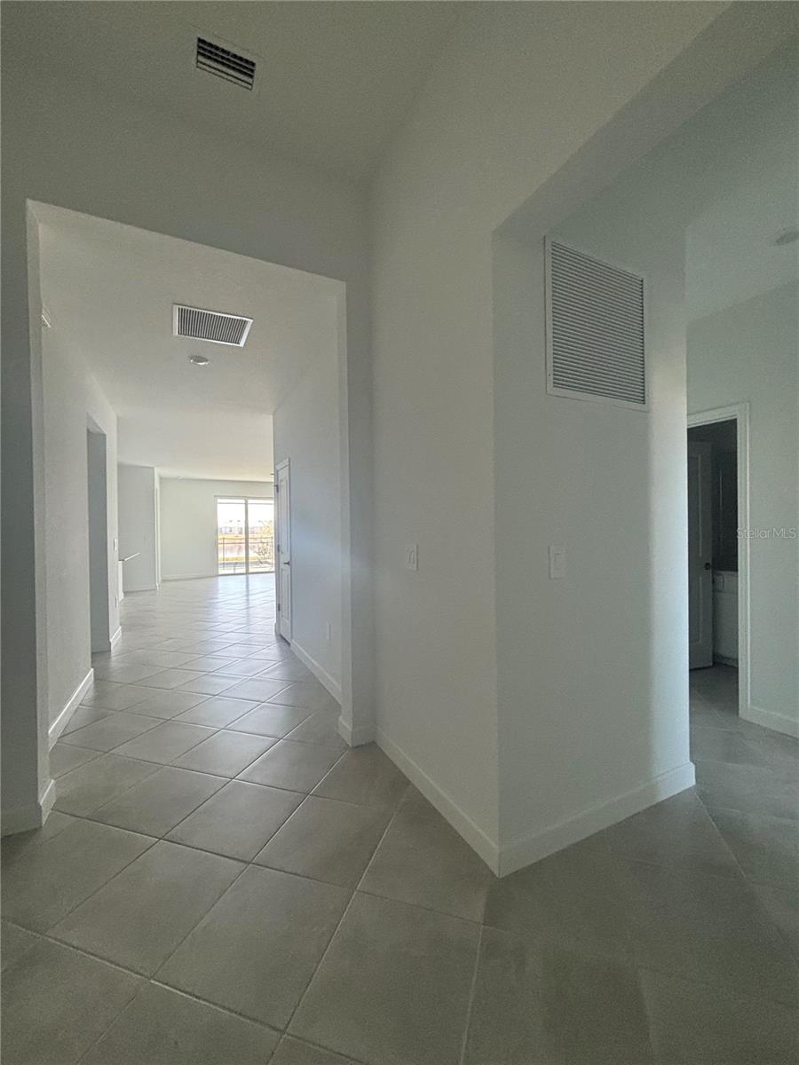 7869 LAKES EDGE LN, PORT CHARLOTTE, FL, 33981