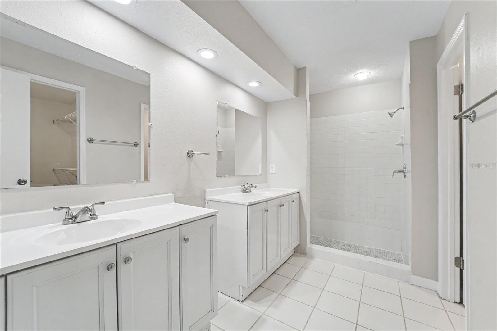 7603 SAVANNAH LN, TAMPA, FL, 33637