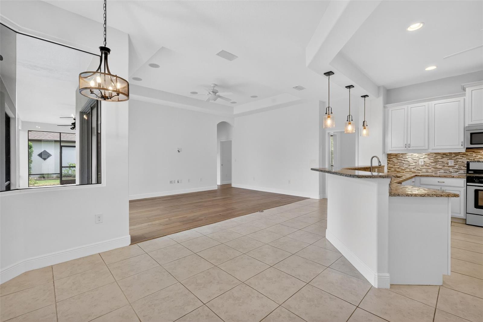 8237 BRIDGEPORT BAY CIR, MOUNT DORA, FL, 32757