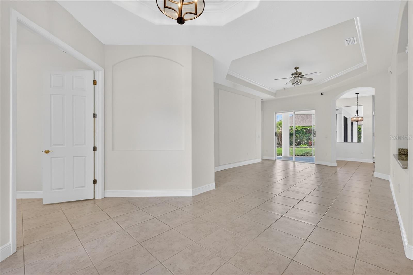8237 BRIDGEPORT BAY CIR, MOUNT DORA, FL, 32757