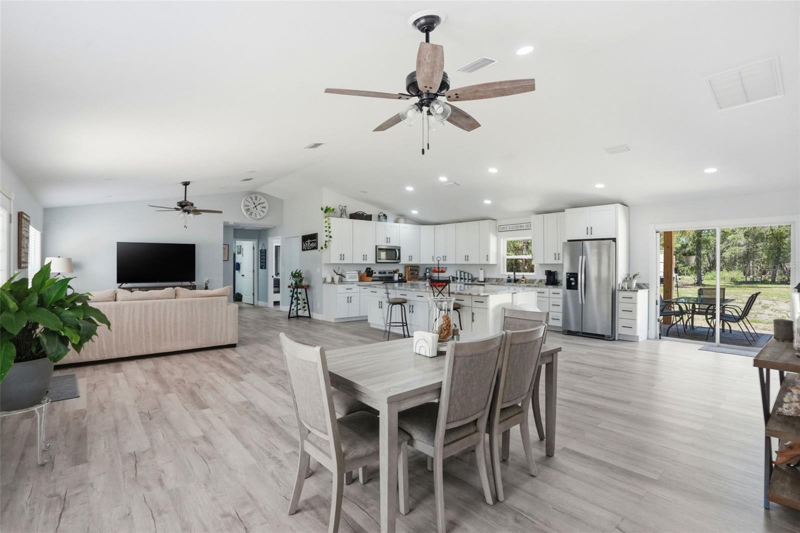 6649 W LINDEN DR, HOMOSASSA, FL, 34446