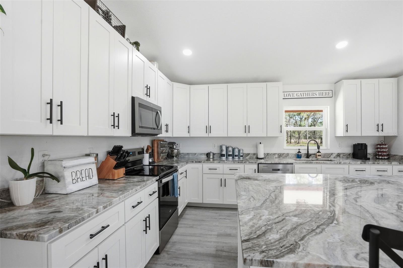 6649 W LINDEN DR, HOMOSASSA, FL, 34446