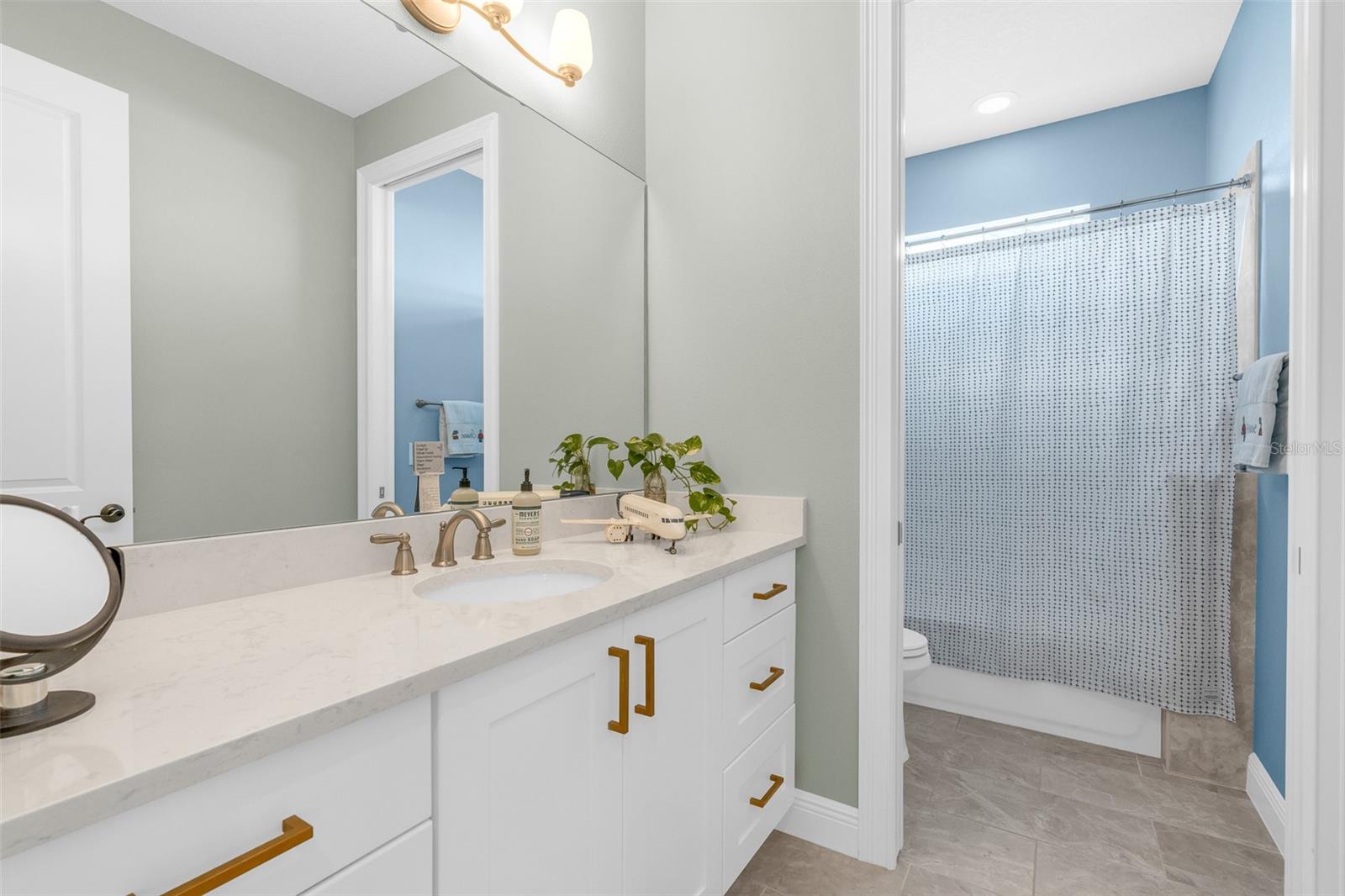 1126 EDWARDS LN, ORLANDO, FL, 32804