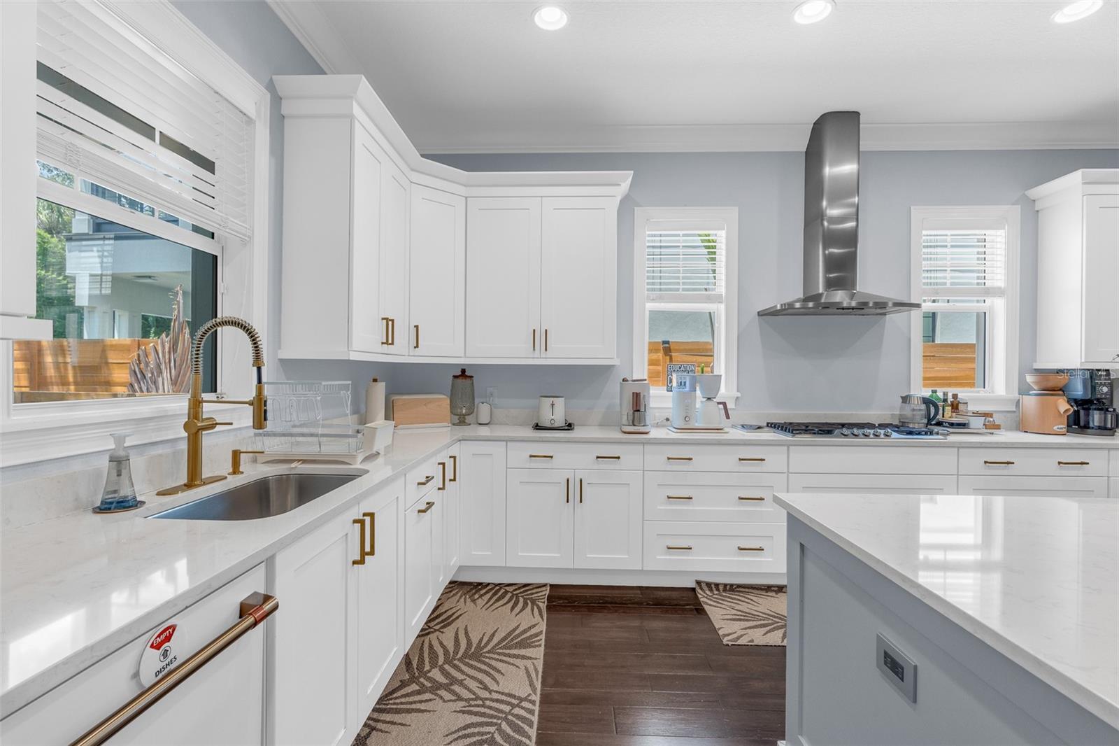 1126 EDWARDS LN, ORLANDO, FL, 32804
