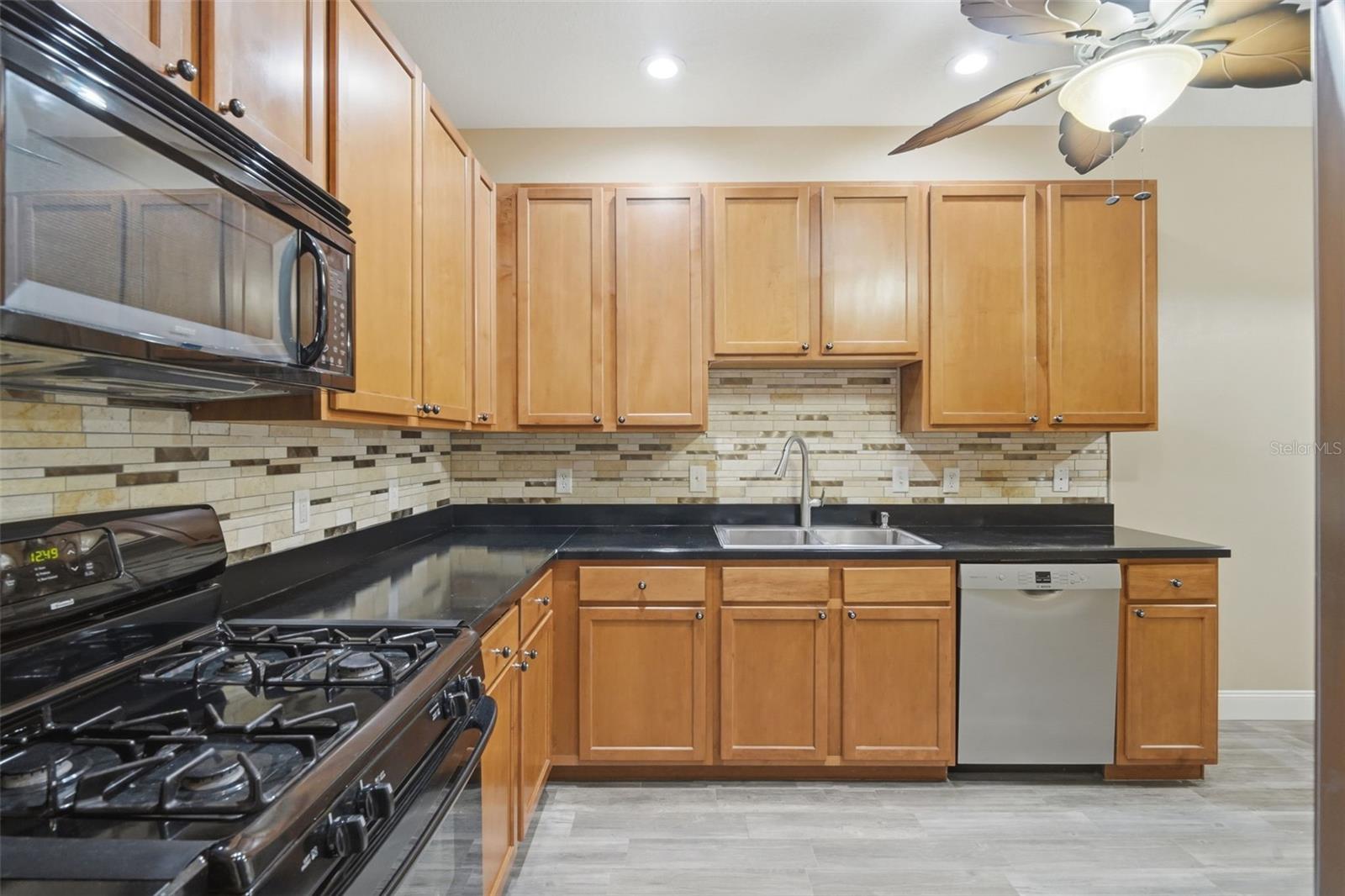 803 WYNBROOK LN, DELAND, FL, 32724