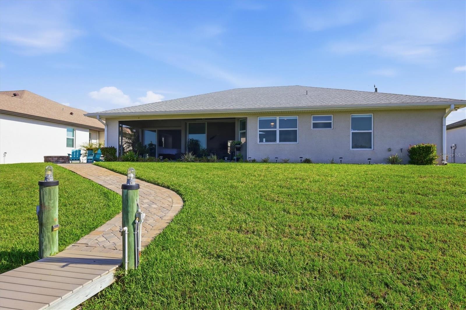 15738 APPLEWHITE CIR, PORT CHARLOTTE, FL, 33981