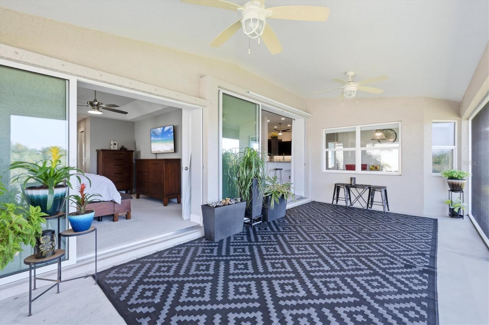 15738 APPLEWHITE CIR, PORT CHARLOTTE, FL, 33981