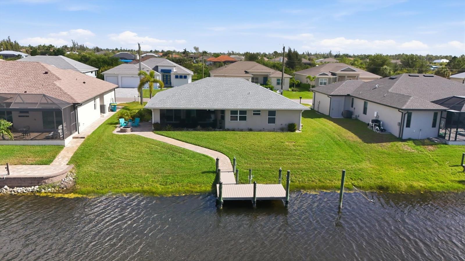 15738 APPLEWHITE CIR, PORT CHARLOTTE, FL, 33981