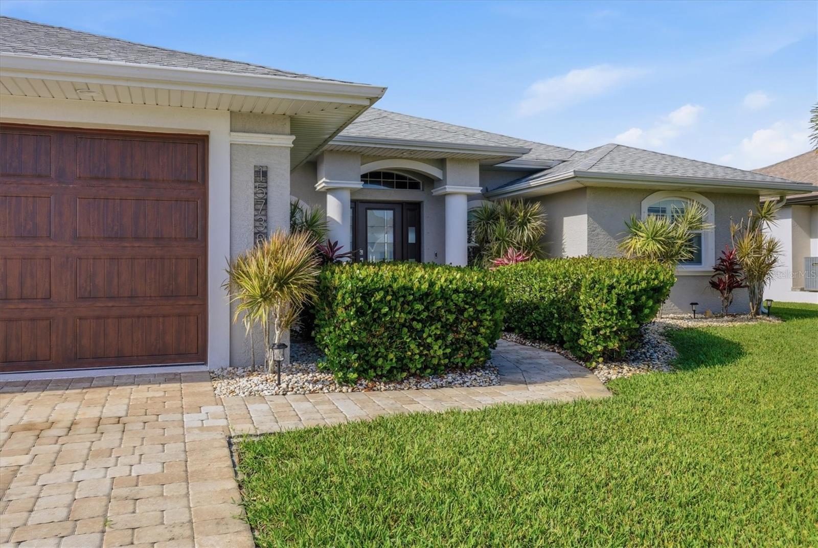 15738 APPLEWHITE CIR, PORT CHARLOTTE, FL, 33981